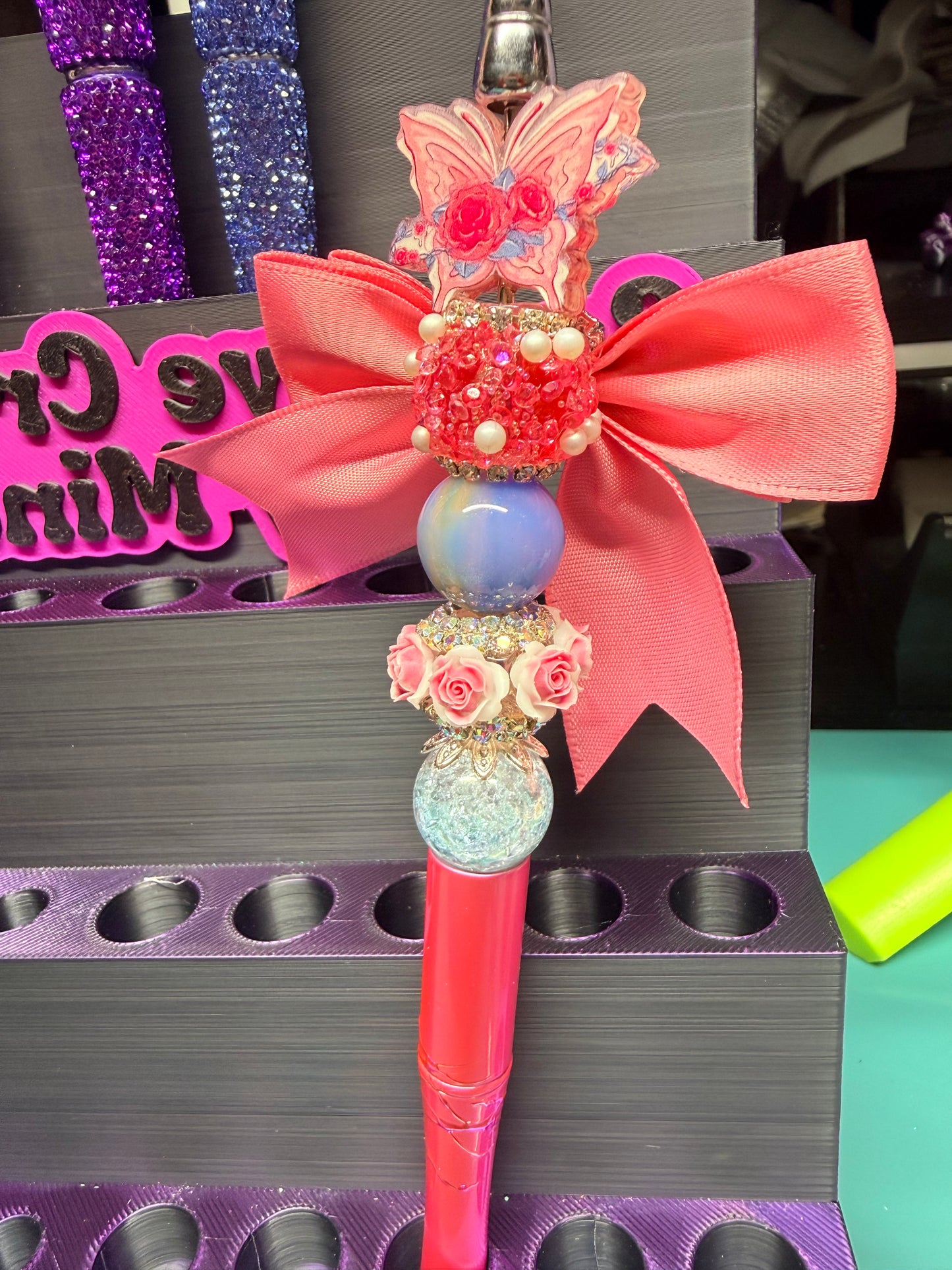 Pink butterfly bow pen